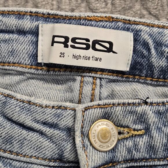 RSQ Flared High Rise Denim Jeans Size 25x31 Light‎ Wash Stressing Faded - Picture 2 of 12